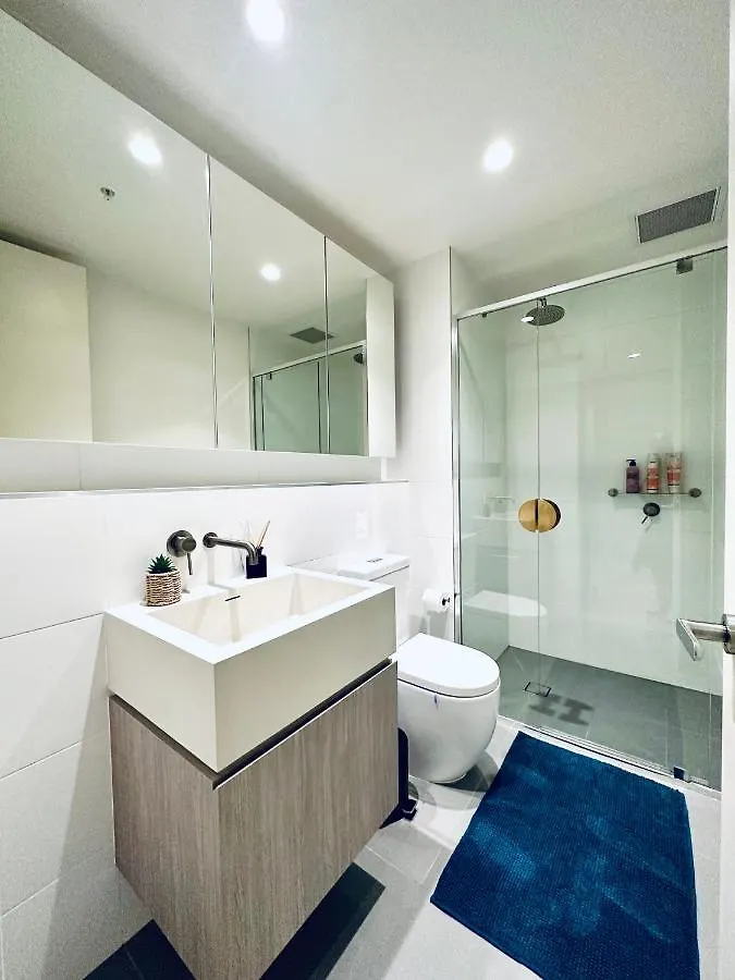 Luxury 1 Bedroom Apartment In Adelaide Cbd - 1 Minute Walk To Rundle Mall - Free Wifi & Netflix